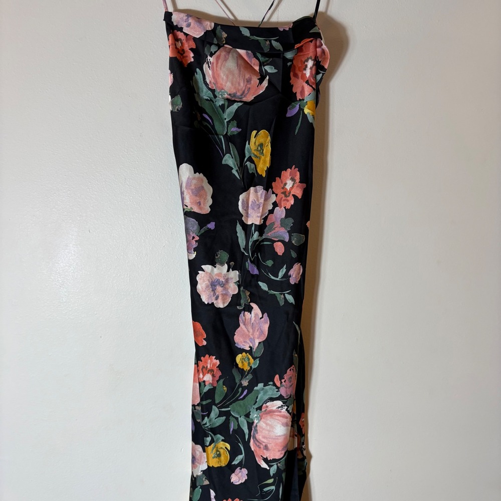 ASTR The Label Strappy Cowlneck Slip Dress‎ Size Small - Picture 4 of 12